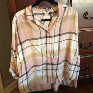 Loft button down high low top